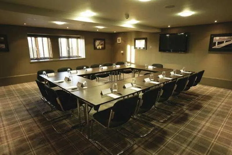 Village Hotel Bournemouth 3*,