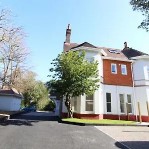 Middle Chine - 2 Bedroom Bournemouth